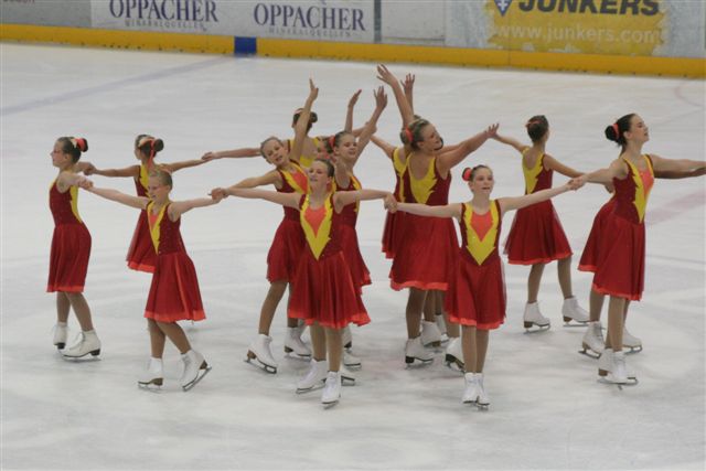 Saxony Ice Pearls Novice (DEC)